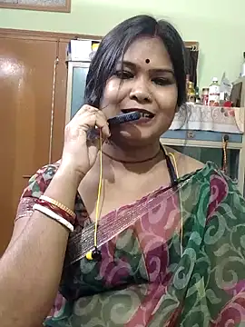 yoursweety09 online show from May 7, 1:58 pm