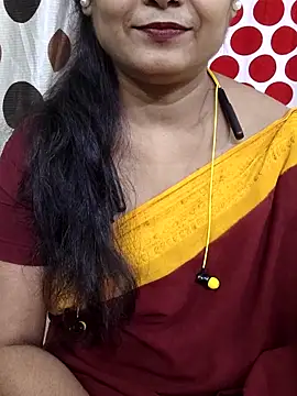 Snapshot of yoursweety09 chatting on June 16, 6:46 am yoursweety09 online show from June 16, 6:46 am