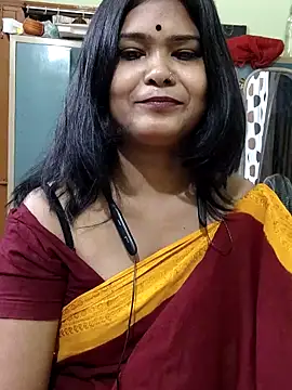 yoursweety09 online show from October 19, 2:03 am