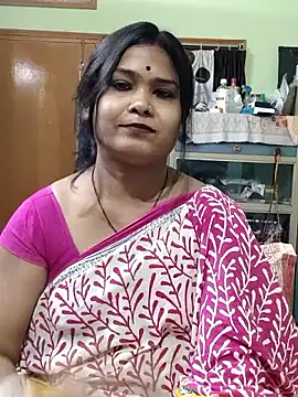 yoursweety09 online show from April 10, 7:04 am