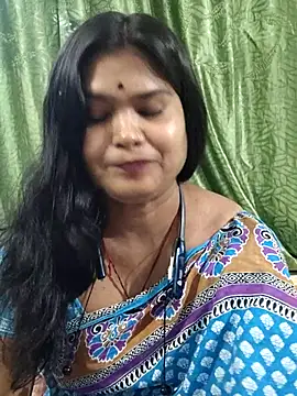 yoursweety09 online show from December 23, 8:35 am