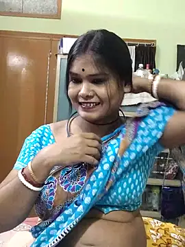 yoursweety09 online show from April 8, 8:05 am