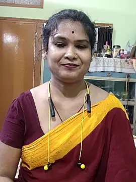 yoursweety09 online show from May 17, 5:51 am