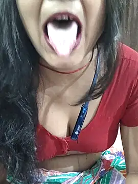 yoursweety09 online show from April 25, 8:06 am