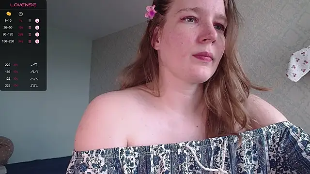 Snapshot of Ambrosia_nectar chatting on June 19, 10:43 am Ambrosia nectar online show from June 19, 10:43 am