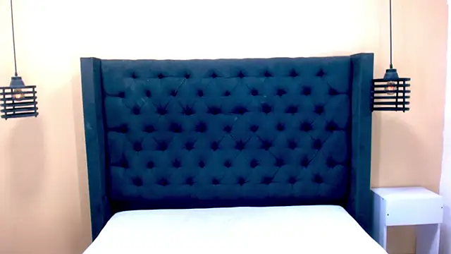 Snapshot of Eban_Dustan chatting on January 29, 11:14 pm Eban Dustan online show from January 29, 11:14 pm