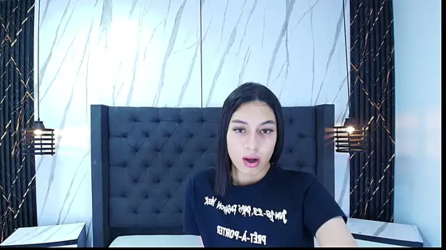 Snapshot of Eban_Dustan chatting on November 30, 8:31 pm Eban Dustan online show from November 30, 8:31 pm