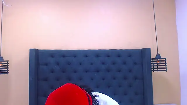 Eban Dustan online show from January 31, 9:26 pm