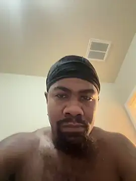 Snapshot of cumwatch3376 chatting on December 17, 8:10 pm cumwatch3376 online show from December 17, 8:10 pm