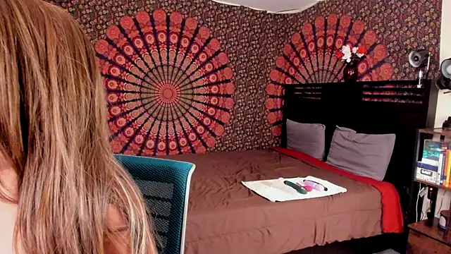 Snapshot of NinaRiveraXO chatting on December 7, 12:46 am NinaRiveraXO online show from December 7, 12:46 am