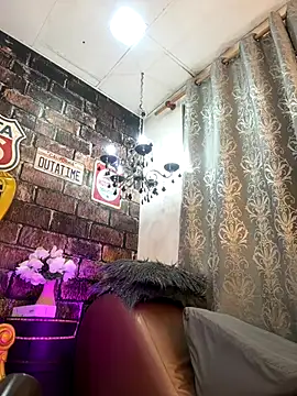 SashaDurante online show from December 19, 12:07 pm