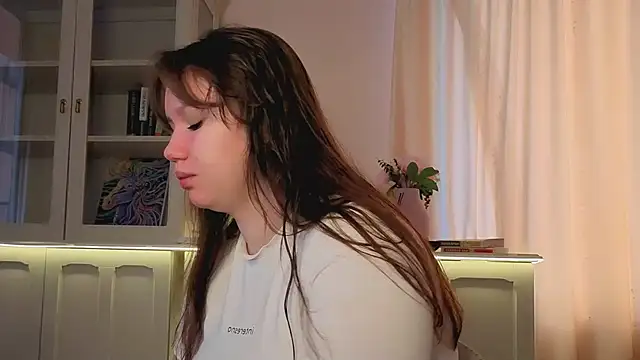 Alisia Mars online show from March 7, 5:58 am