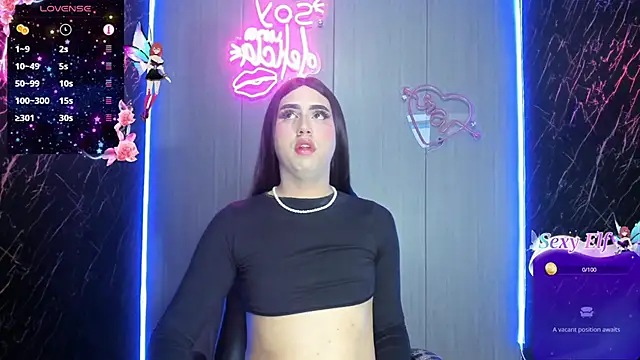 Snapshot of Alanasexdoll chatting on March 2, 4:17 am Alanasexdoll online show from March 2, 4:17 am