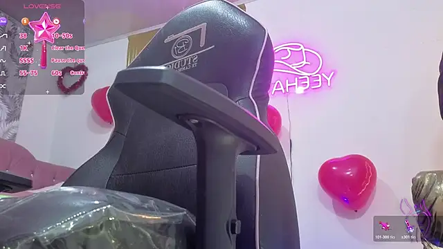 Laylafoxy tay online show from February 18, 3:26 am