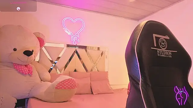 Laylafoxy tay online show from December 21, 3:08 am