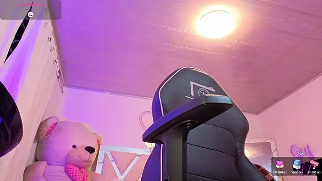 Laylafoxy tay online show from October 9, 3:40 am