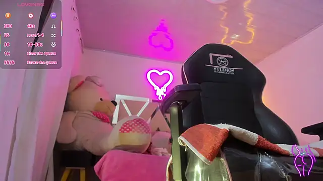 Laylafoxy tay online show from January 15, 3:21 am