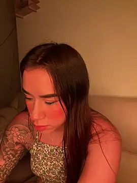 Im Valen Cute online show from May 28, 3:58 am