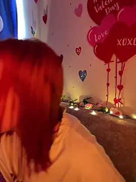 Snapshot of Im_Valen_Cute chatting on February 16, 9:38 pm Im Valen Cute online show from February 16, 9:38 pm