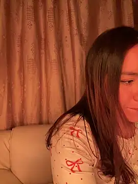 Im Valen Cute online show from March 28, 2:12 am