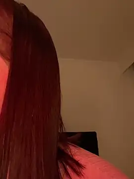Snapshot of Im_Valen_Cute chatting on March 19, 11:36 pm Im Valen Cute online show from March 19, 11:36 pm