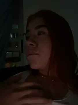 Snapshot of Im_Valen_Cute chatting on February 26, 2:30 am Im Valen Cute online show from February 26, 2:30 am