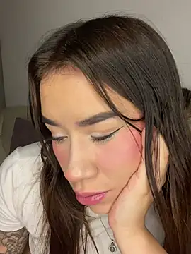 Im Valen Cute online show from June 7, 4:18 am