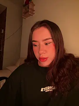 Im Valen Cute online show from February 4, 11:22 pm