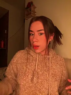 Im Valen Cute online show from February 8, 1:36 am