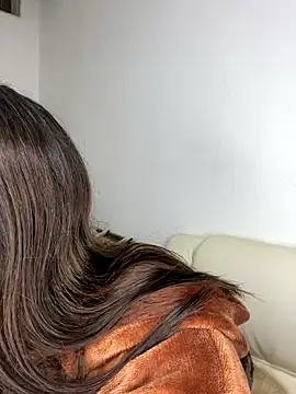 Snapshot of Im_Valen_Cute chatting on November 28, 2:34 am Im Valen Cute online show from November 28, 2:34 am