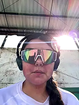 Snapshot of gabbyfoox chatting on November 25, 2:17 pm gabbyfoox online show from November 25, 2:17 pm