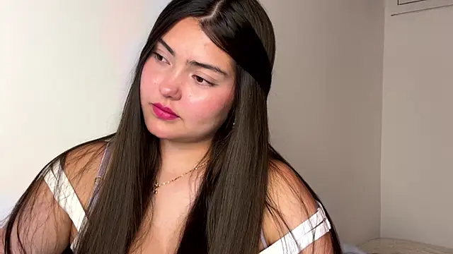 Snapshot of gabbyfoox chatting on November 22, 2:32 am gabbyfoox online show from November 22, 2:32 am