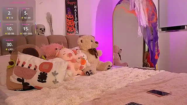 Snapshot of Amber__Sanchez chatting on October 11, 11:28 pm Amber  Sanchez online show from October 11, 11:28 pm