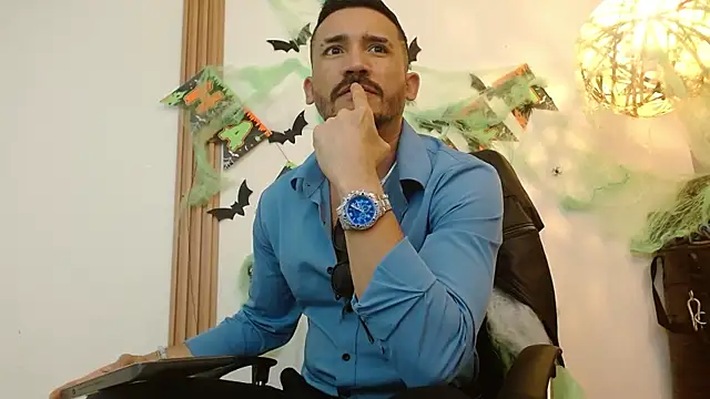 Reiko 85  online show from October 13, 8:10 pm