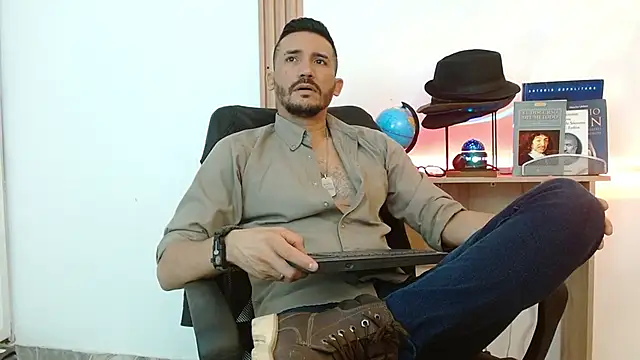 Reiko 85  online show from November 25, 2:39 pm