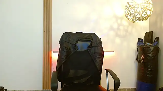 Reiko 85  online show from November 19, 7:36 pm