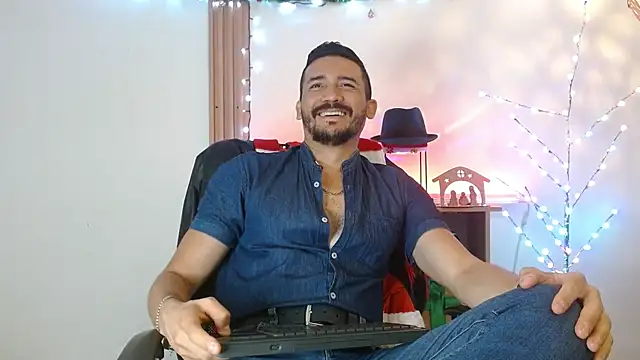 Reiko 85  online show from December 19, 2:52 pm