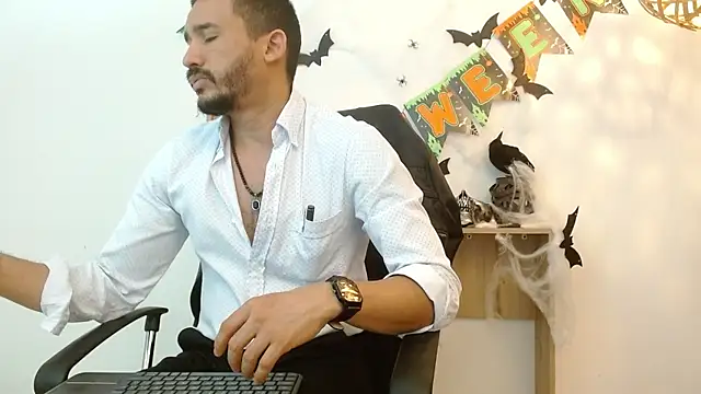 Reiko 85  online show from October 9, 7:14 pm