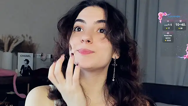 DracosMoon online show from November 16, 7:13 am