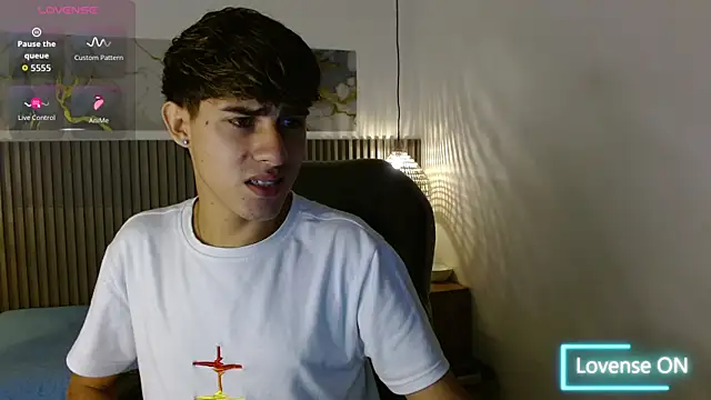 Dyla n18 online show from November 12, 8:34 pm