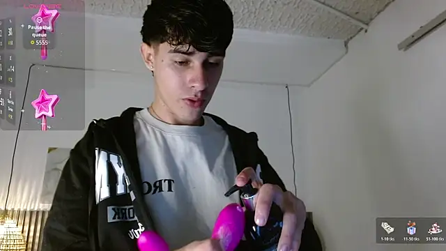 Dyla n18 online show from March 15, 8:16 pm