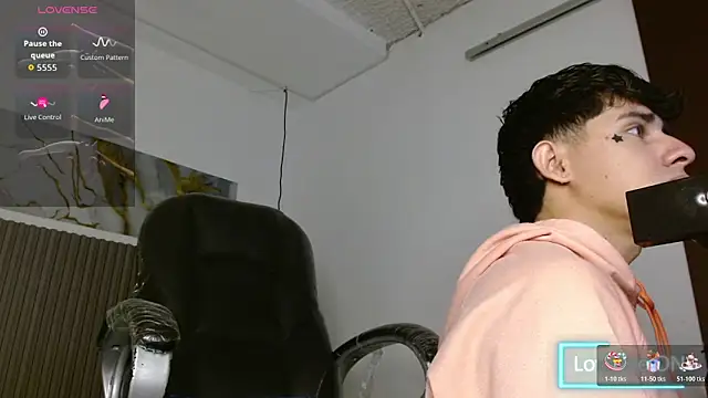 Dyla n18 online show from March 16, 8:33 pm