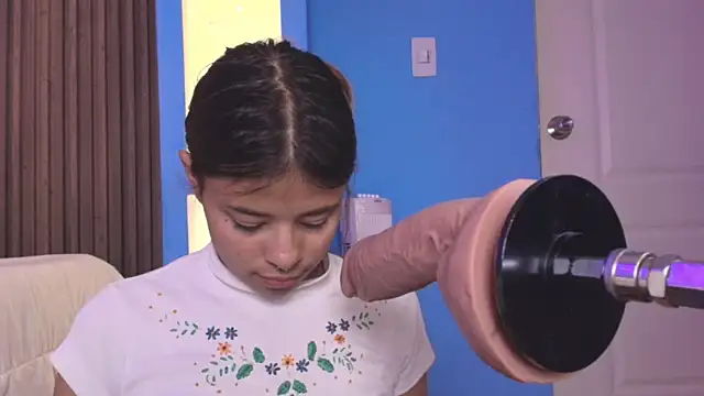 Antonella Torres2 online show from June 25, 3:37 am