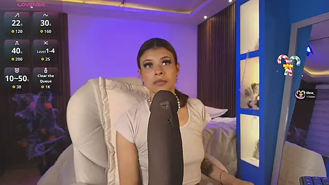 Antonella Torres2 online show from October 28, 3:29 am