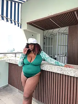 Just Gissellex online show from February 4, 6:49 pm