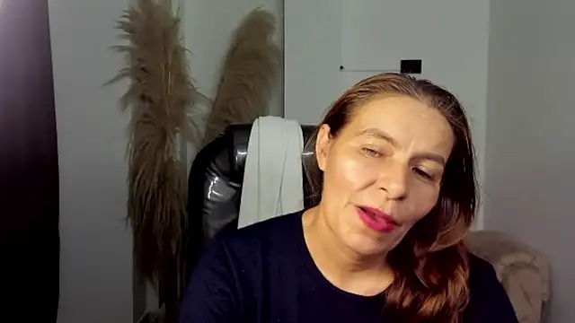 Milf karlye online show from April 14, 2:38 am