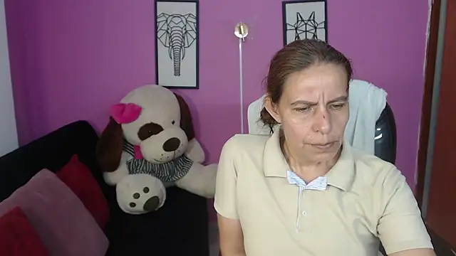 Snapshot of Milf_karlye chatting on October 22, 2:44 am Milf karlye online show from October 22, 2:44 am