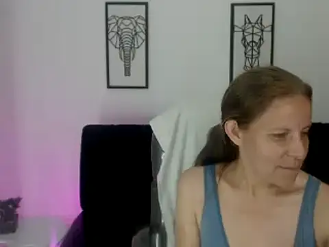 Snapshot of Milf_karlye chatting on February 18, 8:59 am Milf karlye online show from February 18, 8:59 am