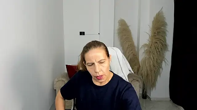 Milf karlye online show from March 18, 3:53 am