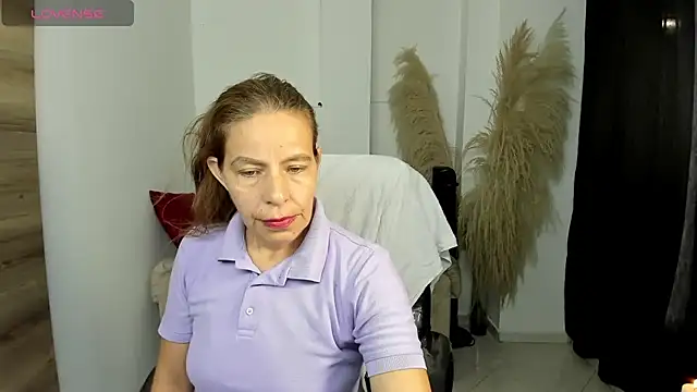 Milf karlye online show from March 12, 11:42 pm